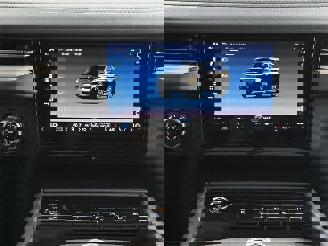 Used 2025 Lincoln Navigator Reserve image 16