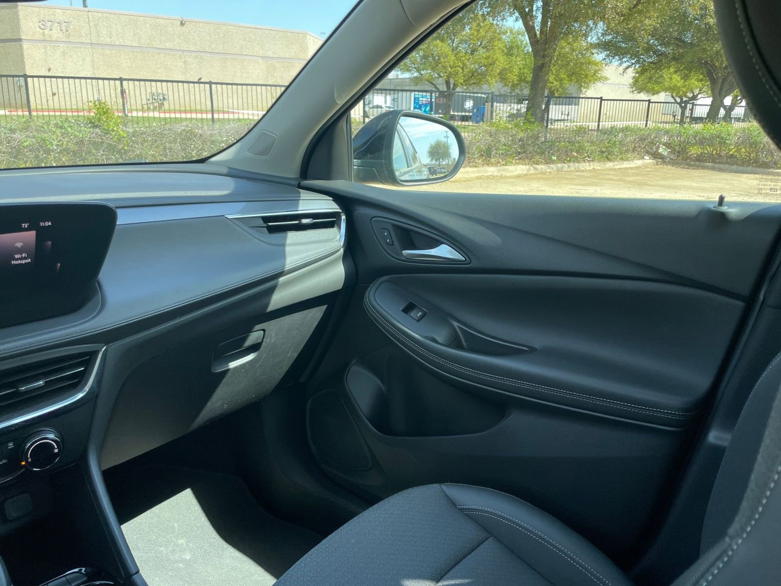 Used 2025 Buick Encore GX Preferred image 36