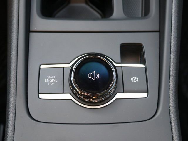 New 2026 Volkswagen Tiguan SE image 18