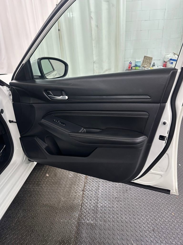 Used 2019 Nissan Altima 2.5 S AWD/4WD image 29