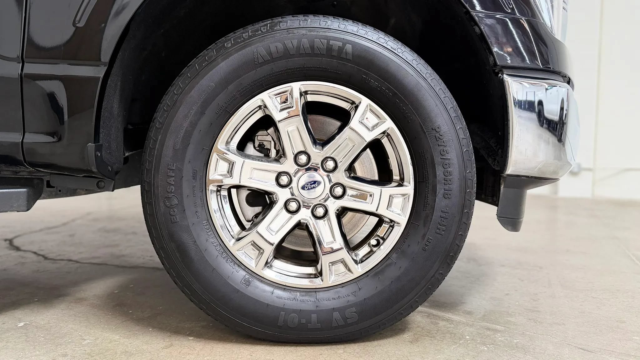 Used 2023 Ford F150 Lariat AWD/4WD image 6