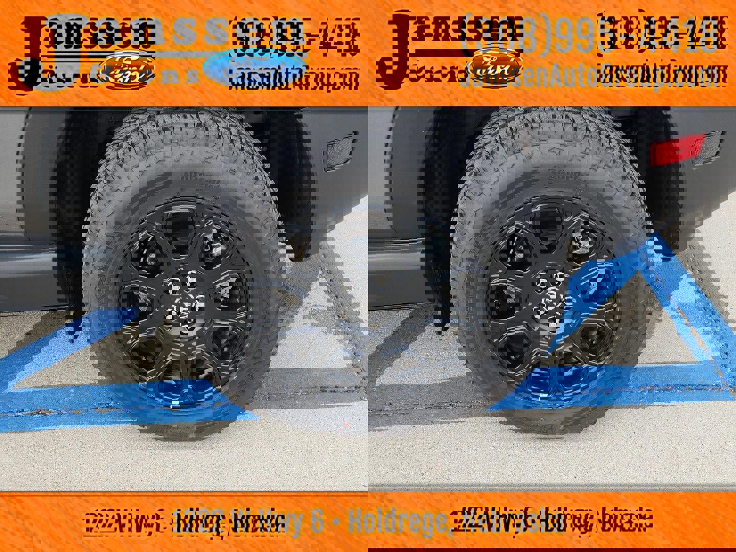 Used 2025 Ford Bronco Sport Badlands image 16