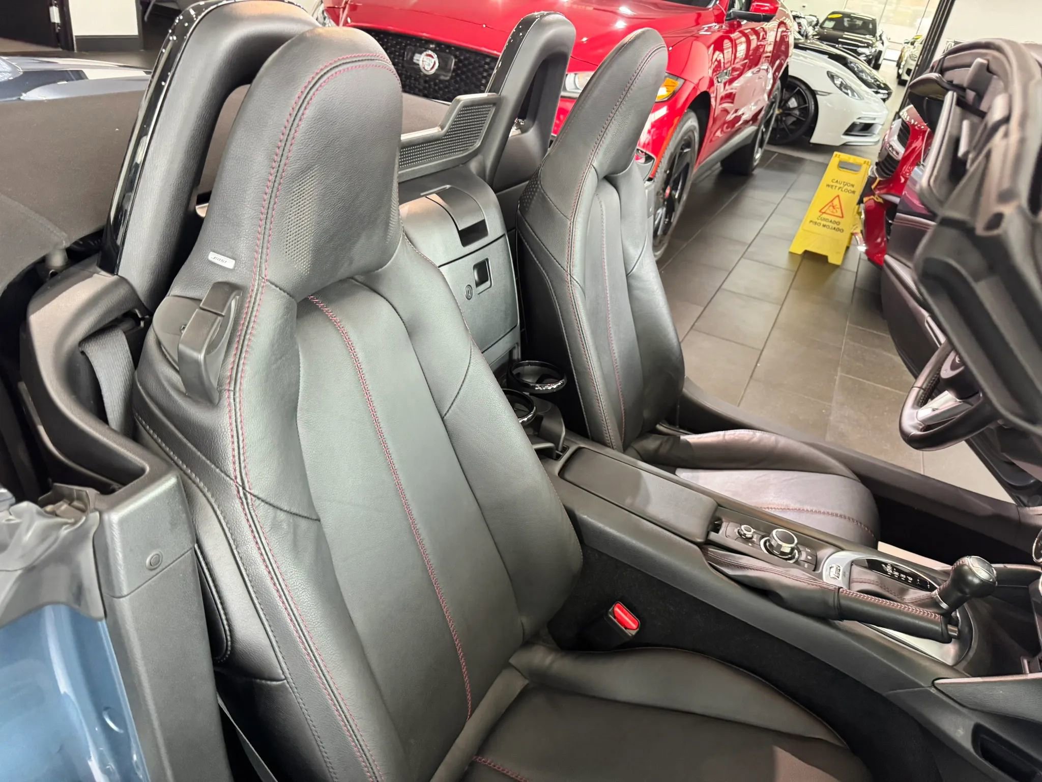 Used 2016 MAZDA MX-5 Miata Grand Touring image 11