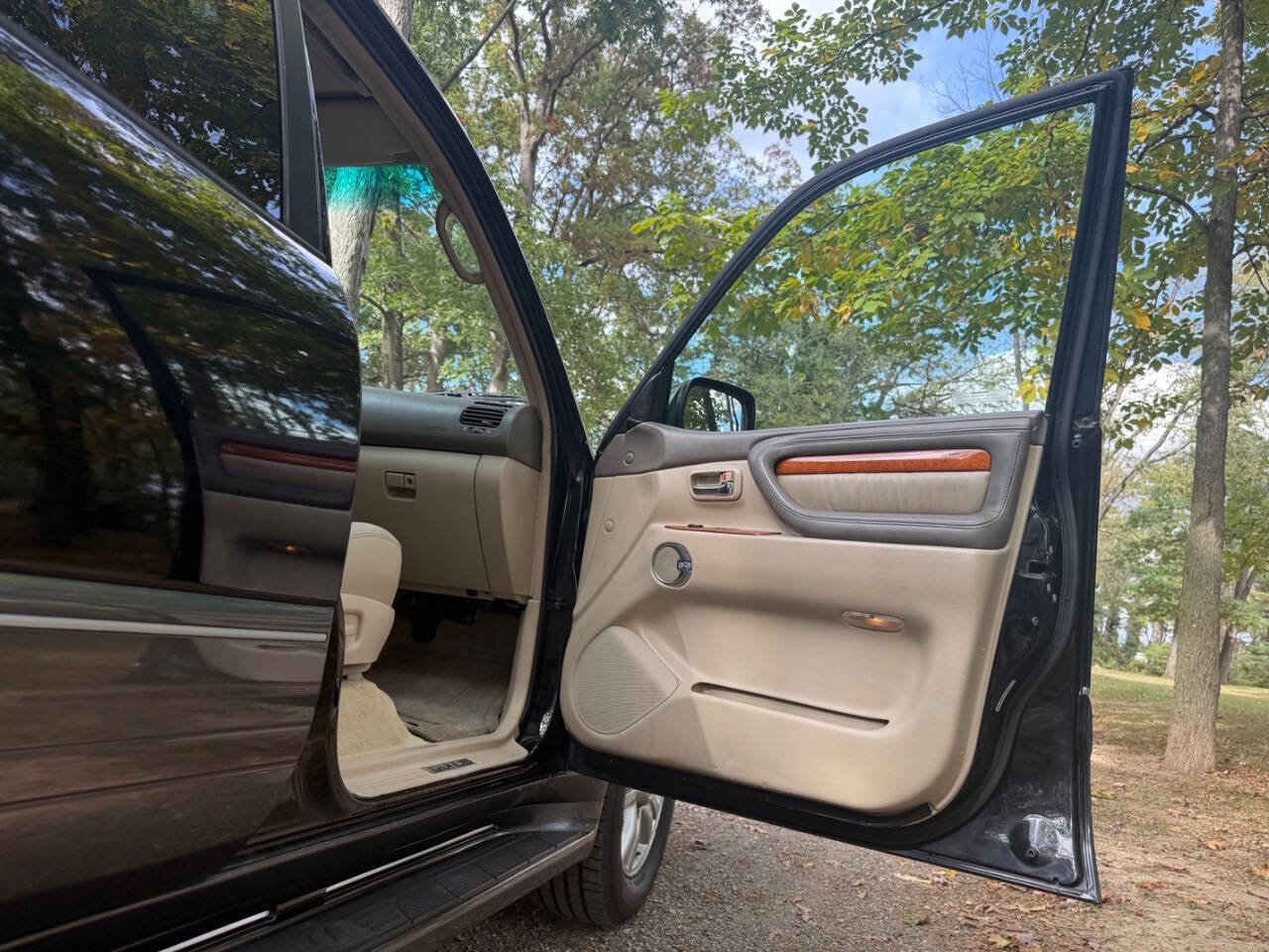 Used 2004 Lexus LX 470 4WD image 40