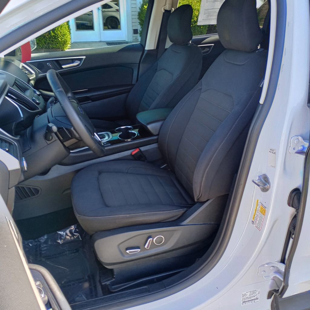 Used 2018 Ford Edge SEL image 14