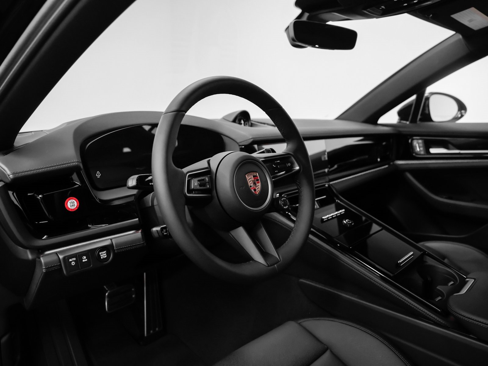 New 2026 Porsche Panamera 4 image 4