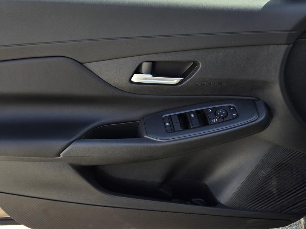 New 2026 Nissan Sentra SV w/ Floor Mat Package FWD image 15