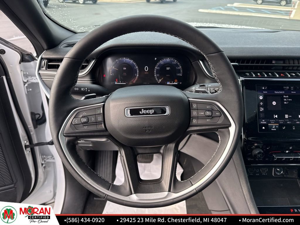 Used 2024 Jeep Grand Cherokee Altitude image 14