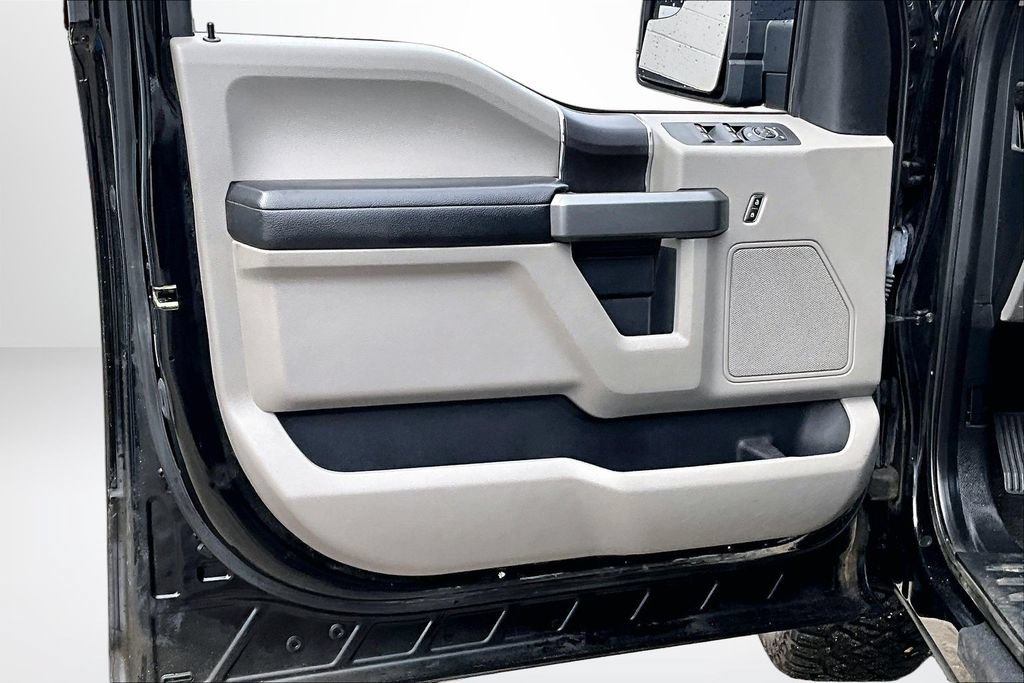 Used 2018 Ford F150 XLT AWD/4WD image 18