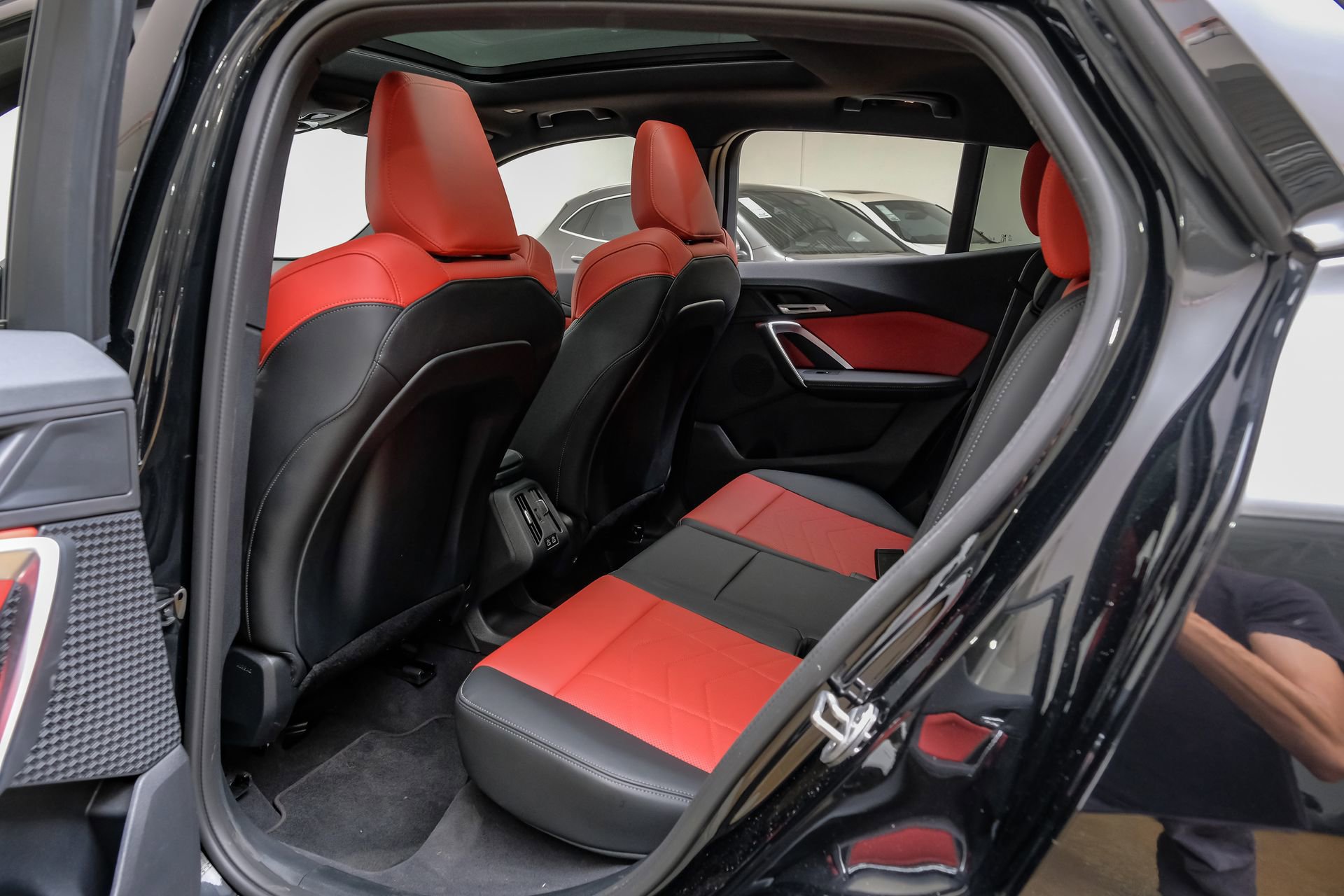 Used 2025 BMW X2 xDrive28i image 39