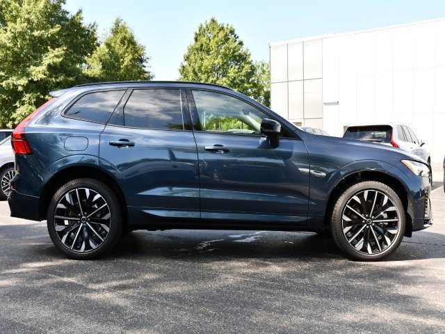 New 2026 Volvo XC60 T8 Ultra w/ Protection Package Premier image 8