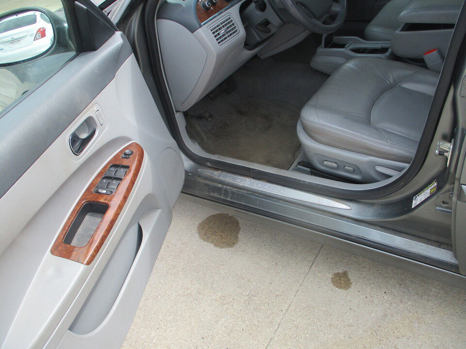 Used 2005 Buick LaCrosse CXL FWD image 23
