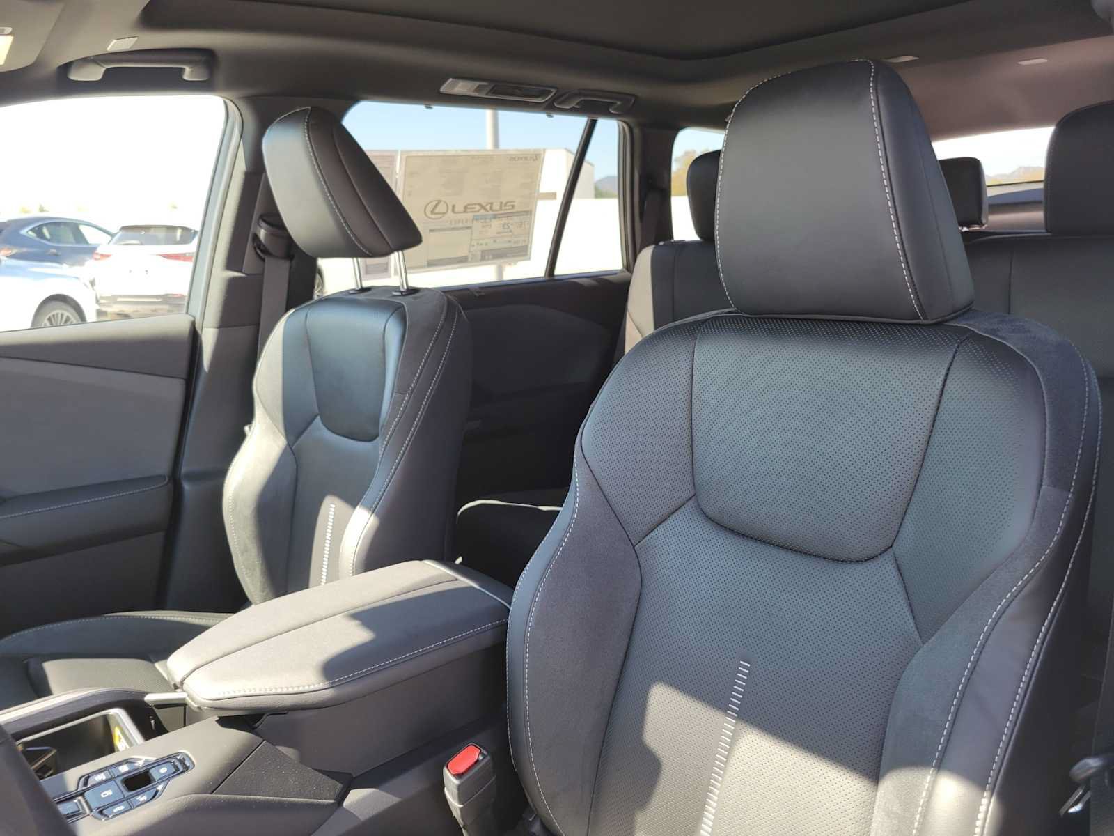 Certified 2026 Lexus TX 550h AWD Plug-In Hybrid image 58