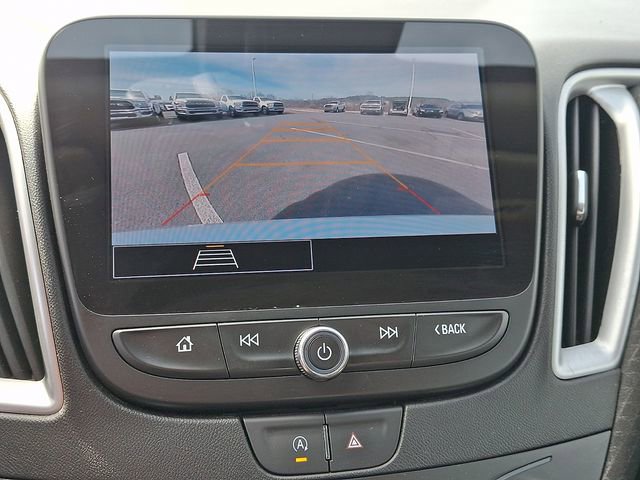 Used 2024 Chevrolet Malibu LT image 17