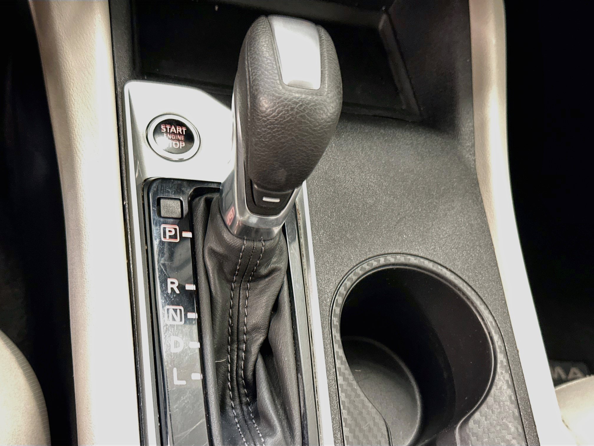 Used 2025 Nissan Altima 2.5 SV FWD image 24