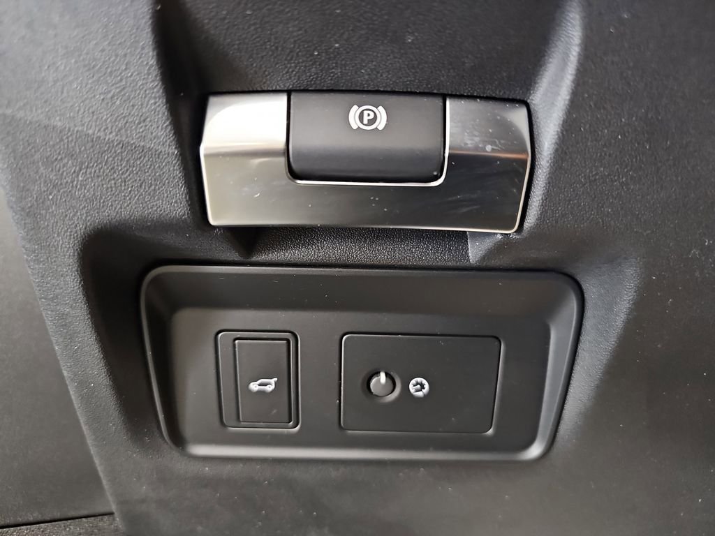 Used 2023 Land Rover Range Rover Evoque S AWD/4WD image 29