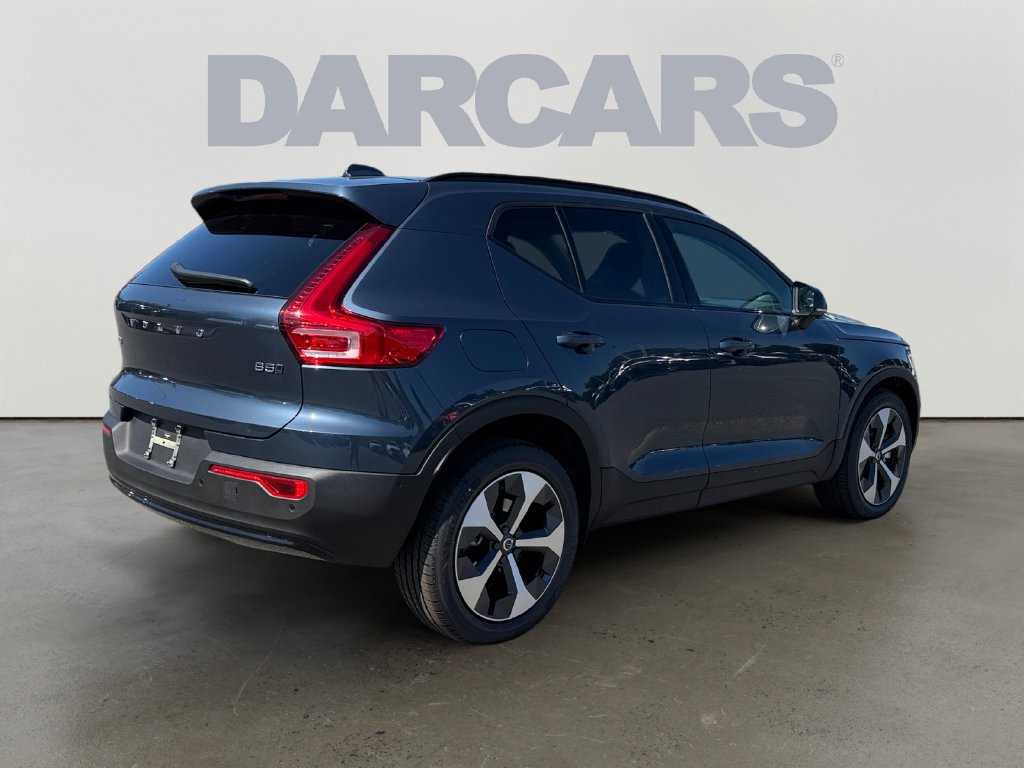 New 2026 Volvo XC40 B5 Plus w/ Climate Package AWD/4WD image 4