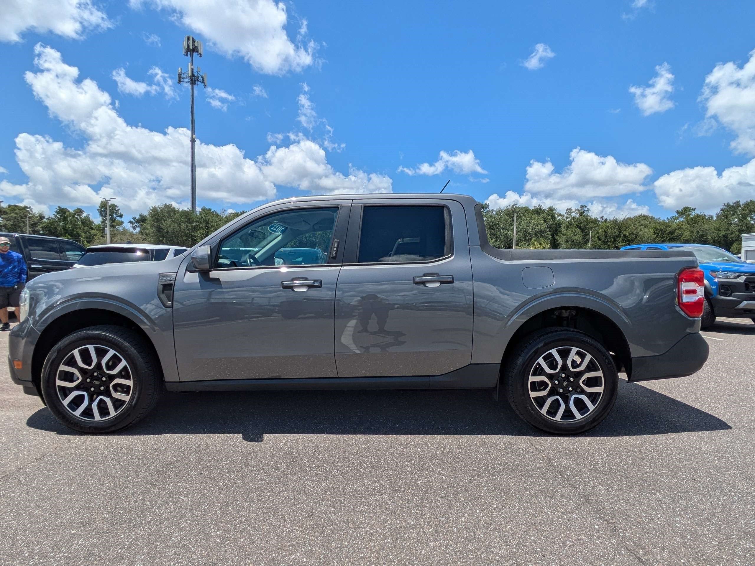 Used 2022 Ford Maverick Lariat w/ Lariat Luxury Package AWD/4WD image 6