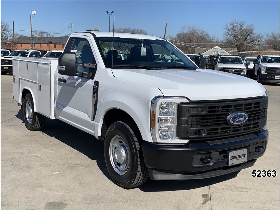 Used 2026 Ford F250 XL image 3