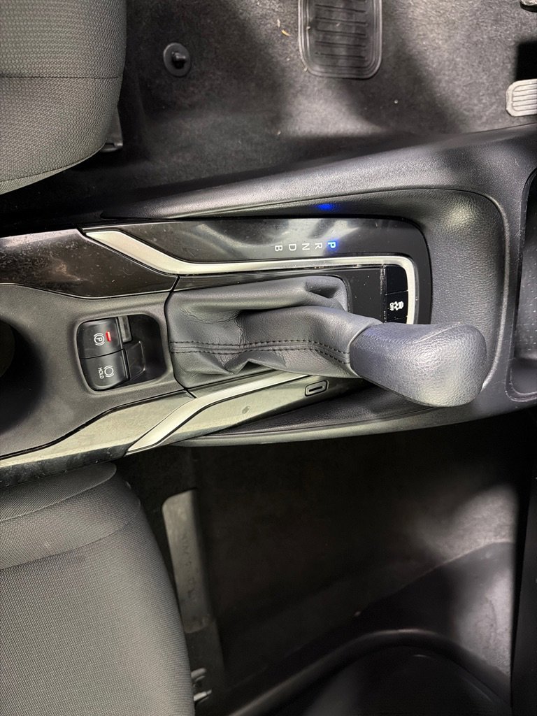 Used 2022 Toyota Corolla LE image 16