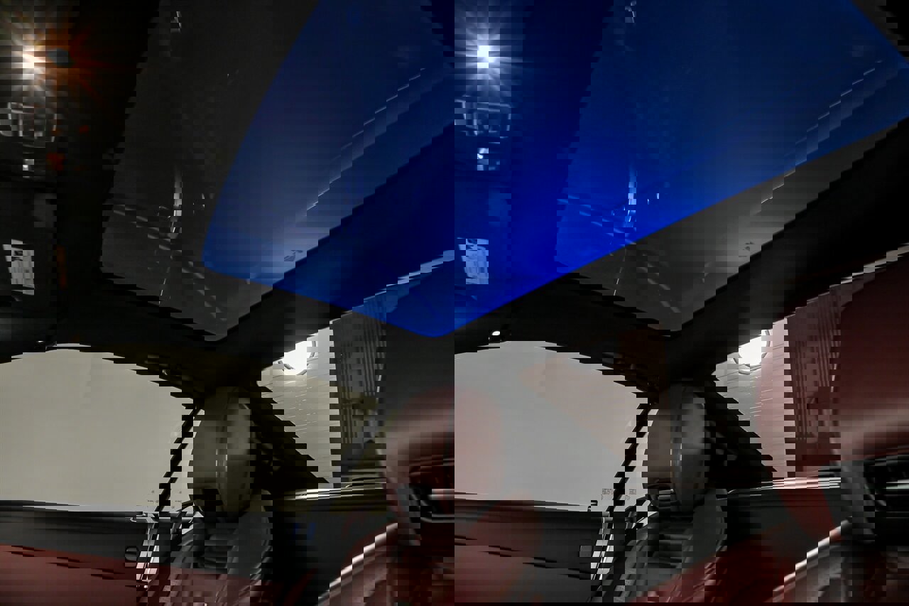 Used 2018 Mercedes-Benz SL 63 AMG image 28