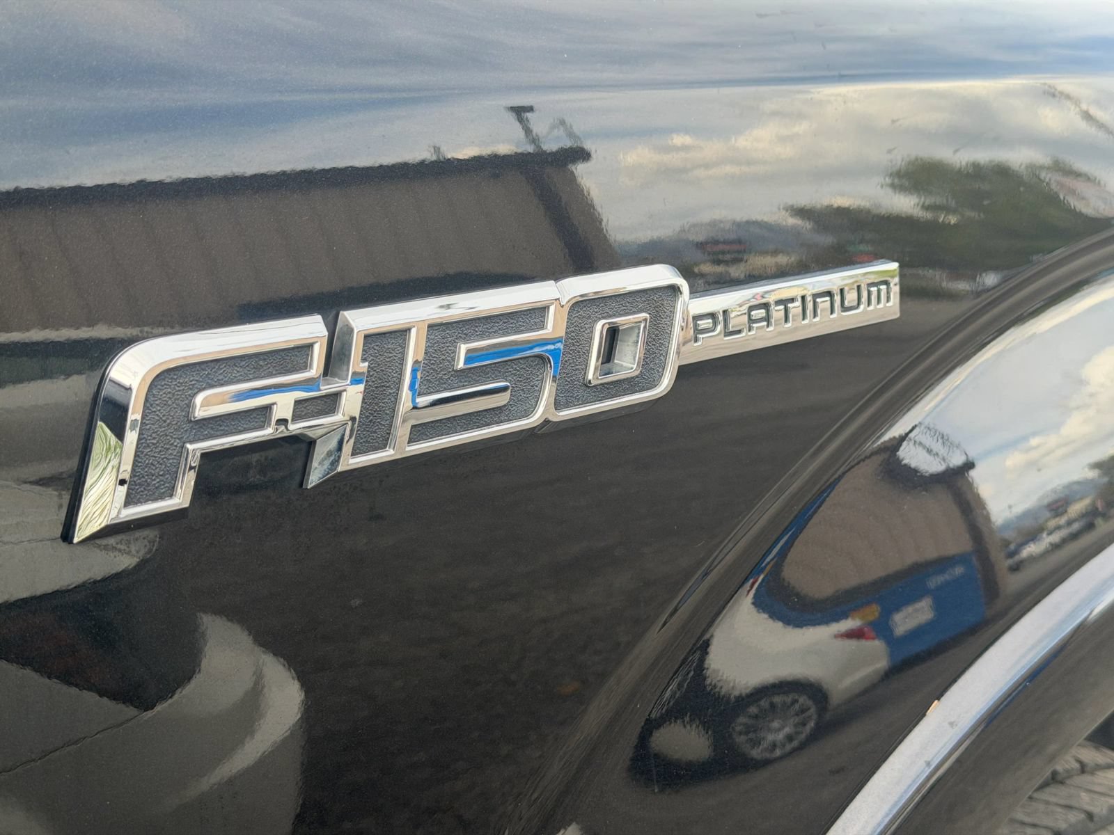 Used 2014 Ford F150 Platinum AWD/4WD image 33