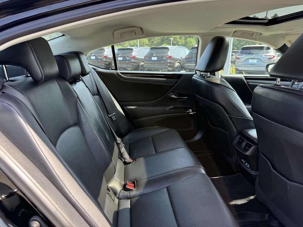 Used 2020 Lexus ES 350 w/ Premium Package FWD image 16