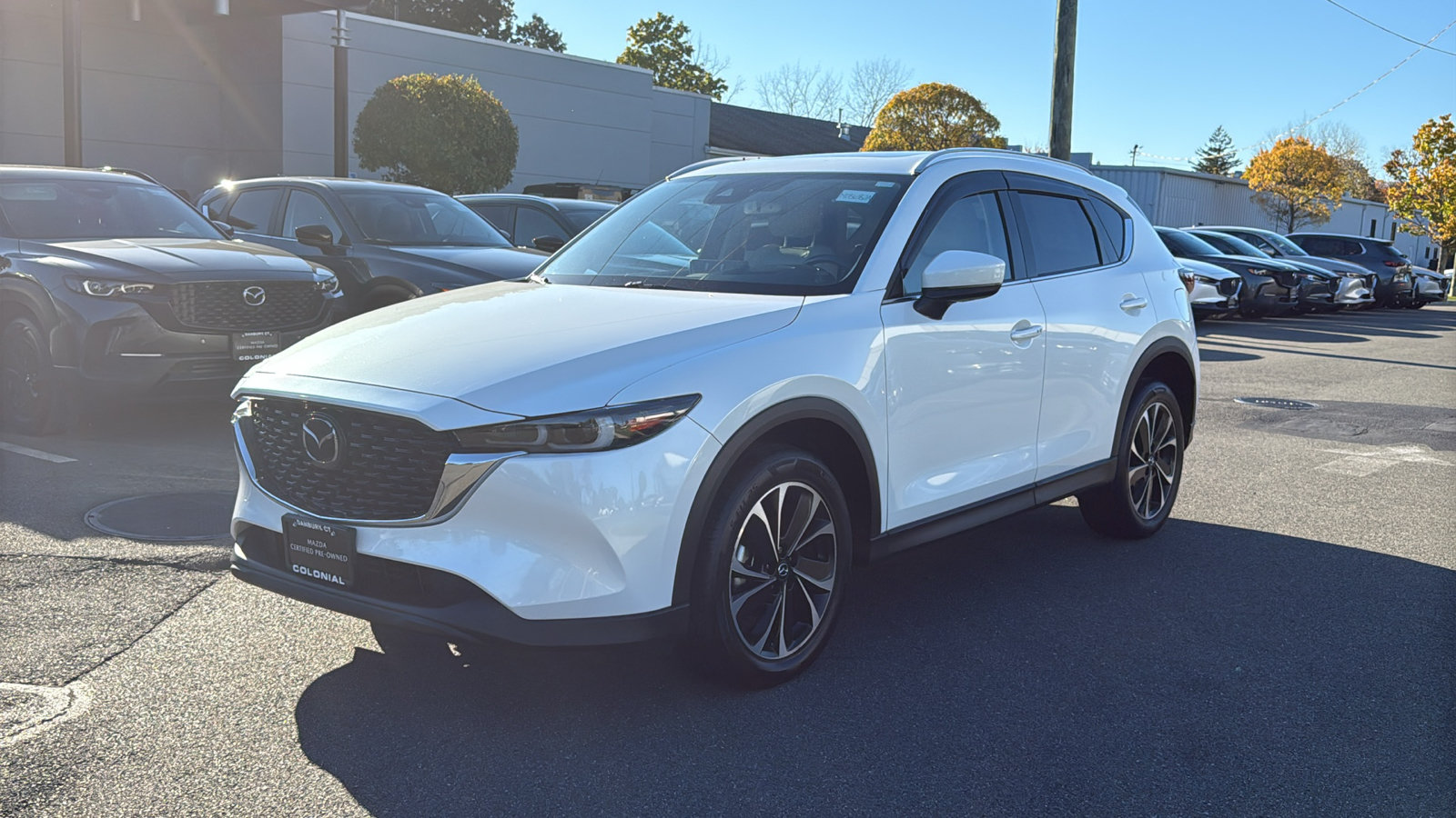 Certified 2022 MAZDA CX-5 AWD 2.5 S w/ Premium Plus Pkg image 3