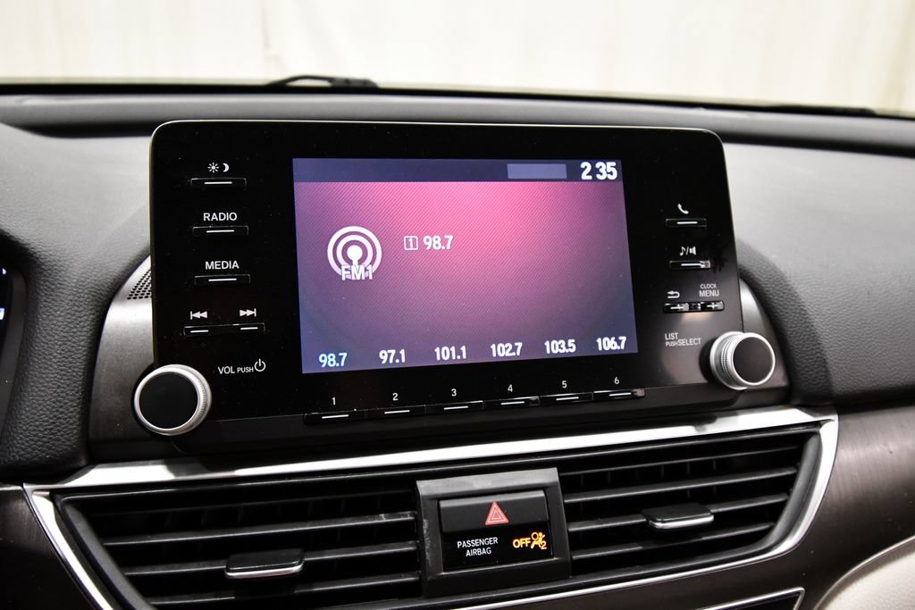Certified 2018 Honda Accord LX image 19