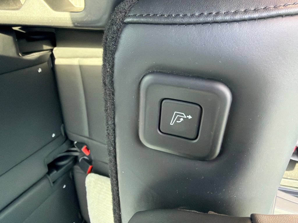 Used 2024 Hyundai Santa Fe Calligraphy AWD/4WD image 30