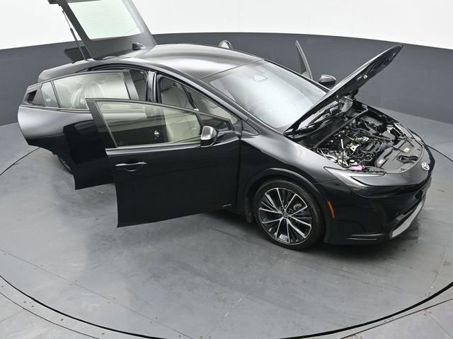 Used 2024 Toyota Prius XLE image 58