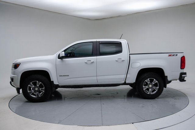 Used 2017 Chevrolet Colorado Z71 image 2