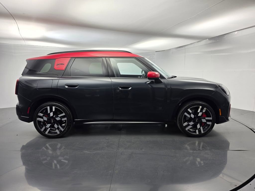 Used 2025 MINI Cooper Countryman John Cooper Works image 3