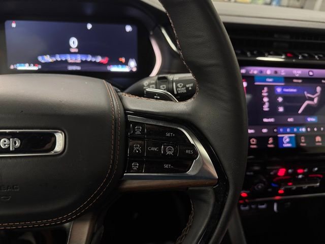 Used 2025 Jeep Grand Cherokee Summit image 27