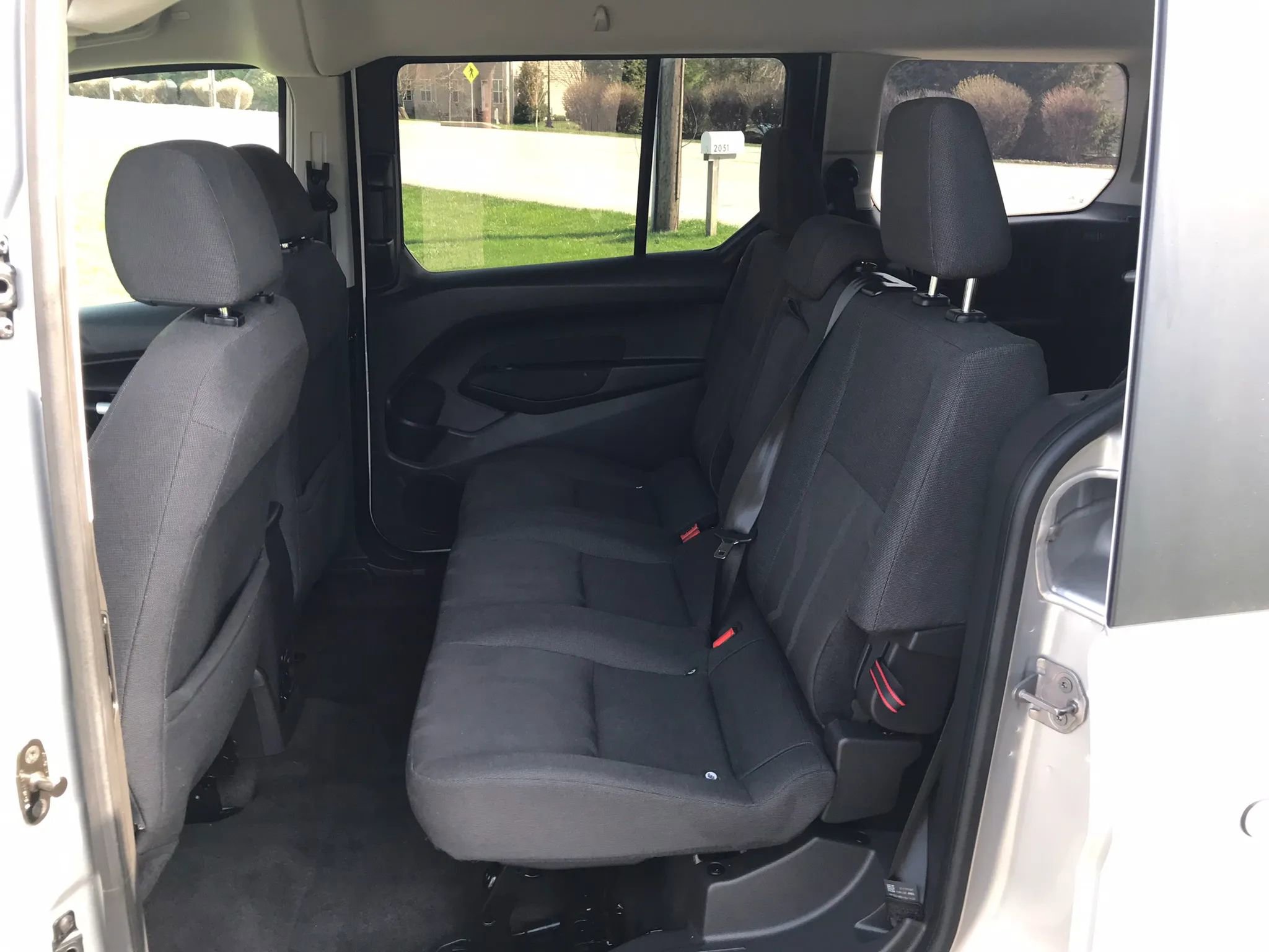 Used 2018 Ford Transit Connect XLT image 3