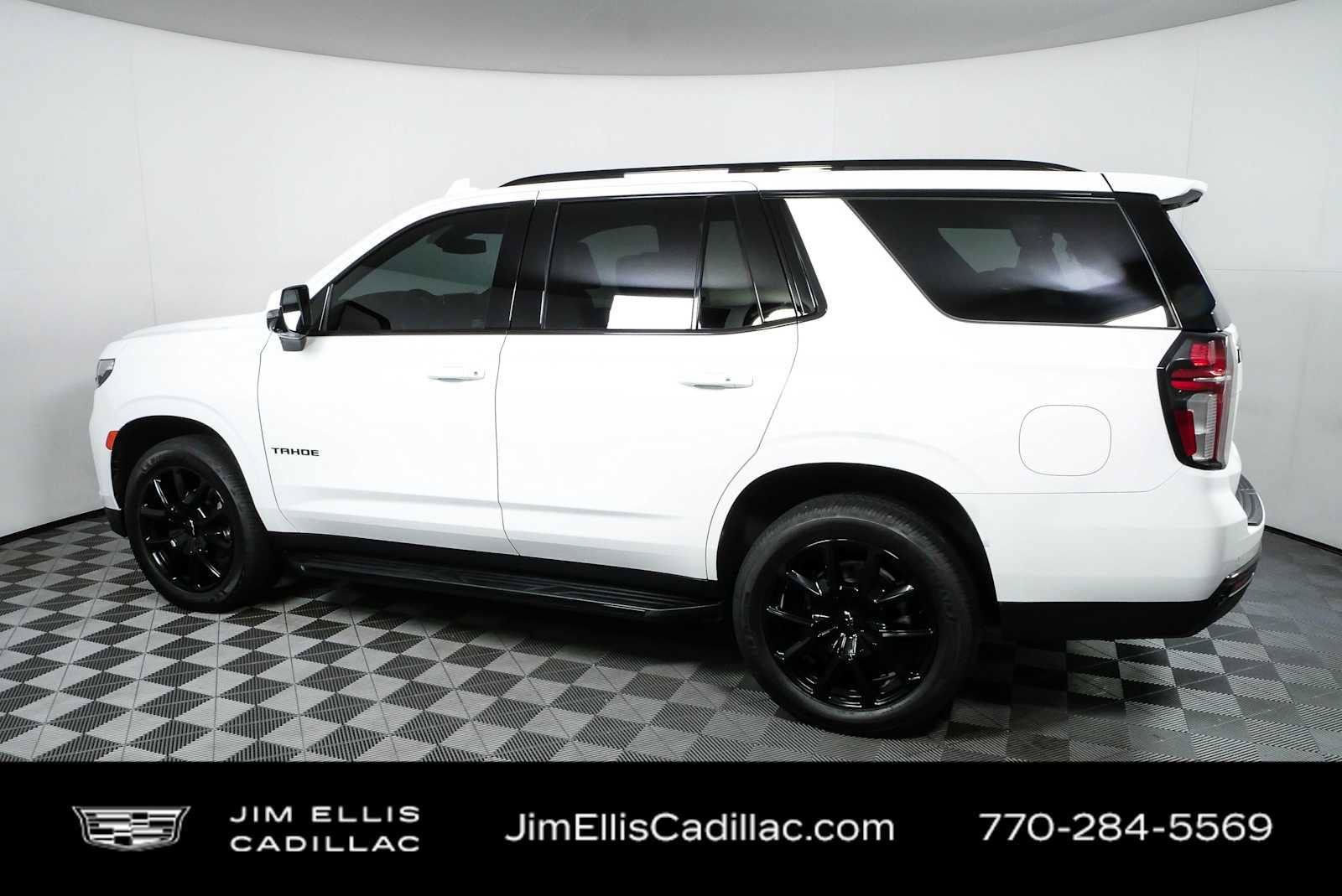 Used 2021 Chevrolet Tahoe RST w/ Luxury Package AWD/4WD image 32