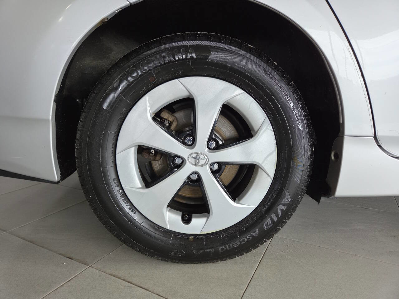 Used 2013 Toyota Prius Four FWD image 10