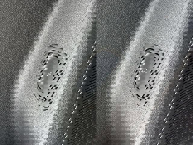 Used 2025 Chevrolet Traverse LT image 19