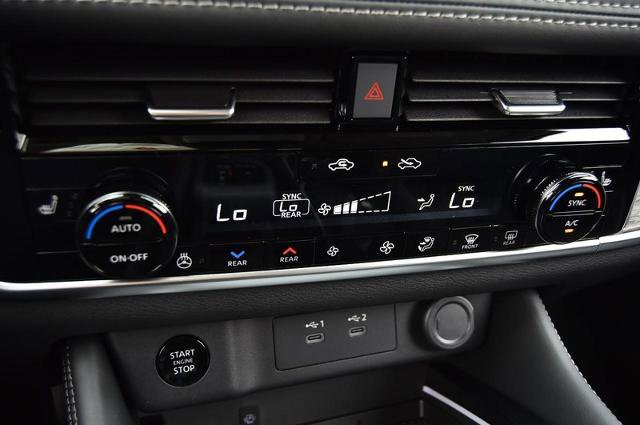 New 2026 Nissan Rogue Platinum w/ Platinum Premium Package image 18