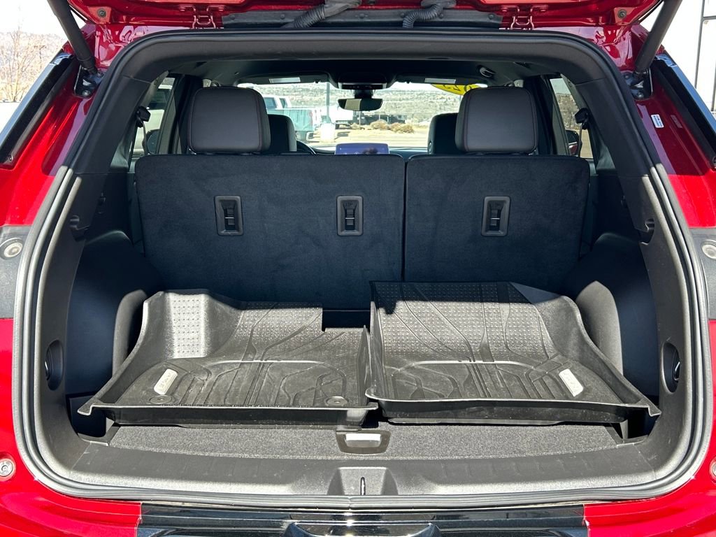 Used 2023 Chevrolet Blazer RS w/ Driver Confidence II Package image 5