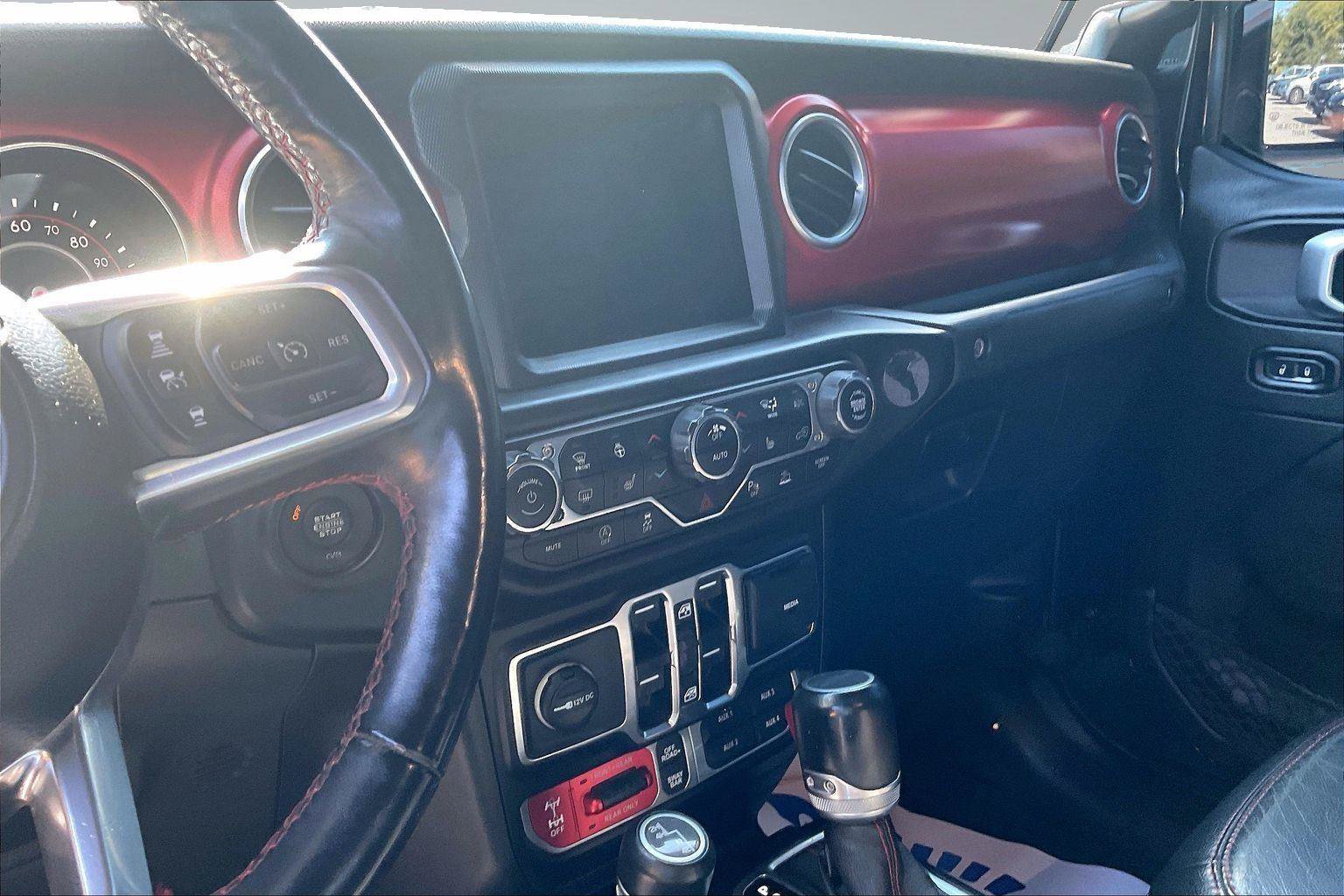 Used 2020 Jeep Gladiator Rubicon AWD/4WD image 6
