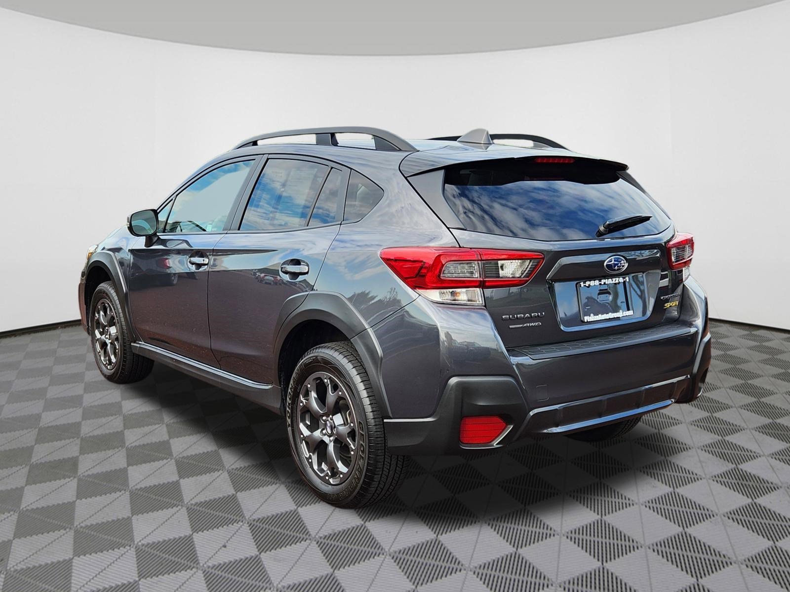 Used 2022 Subaru Crosstrek 2.5i Sport w/ Moonroof Package AWD/4WD image 3