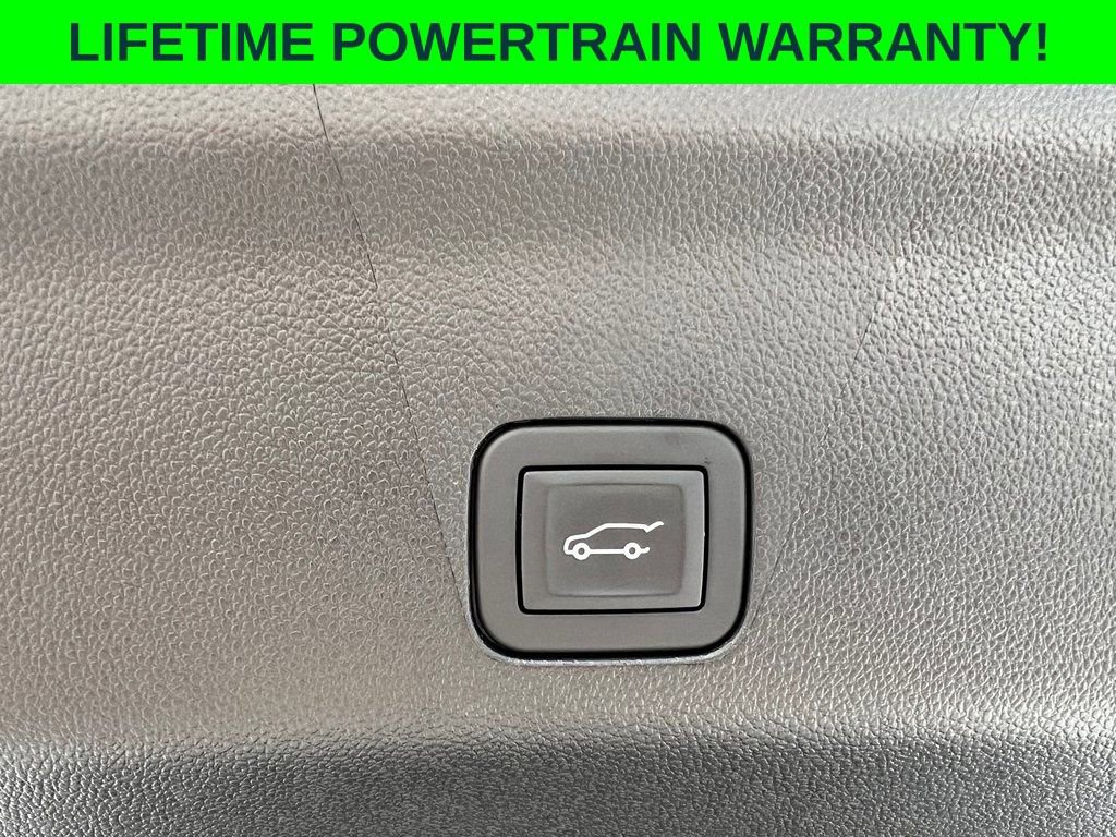 Used 2024 Chevrolet Tahoe High Country w/ Premium Package AWD/4WD image 25