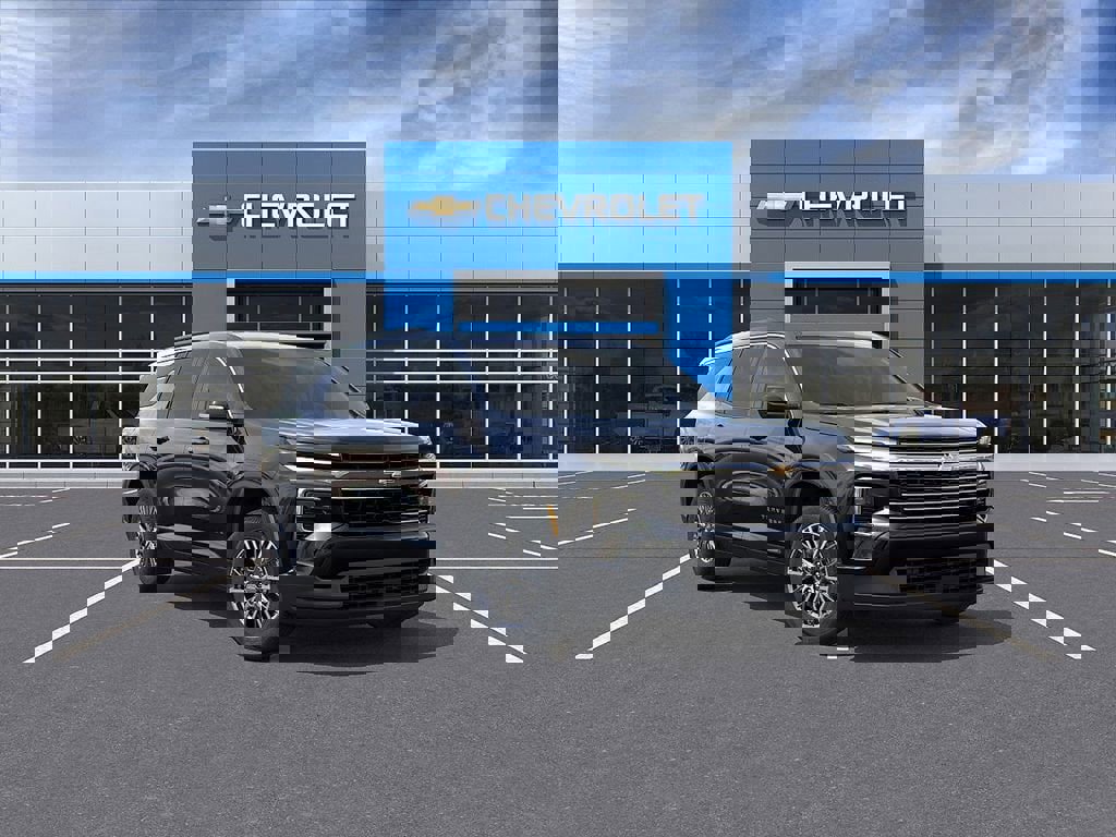 New 2026 Chevrolet Traverse LT image 1