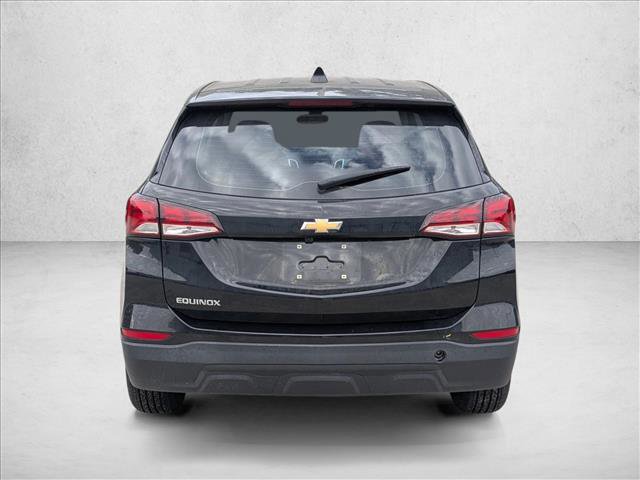 Used 2023 Chevrolet Equinox LS image 6