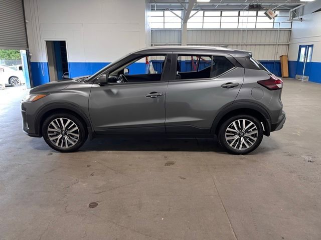 Used 2023 Nissan Kicks SV FWD image 6