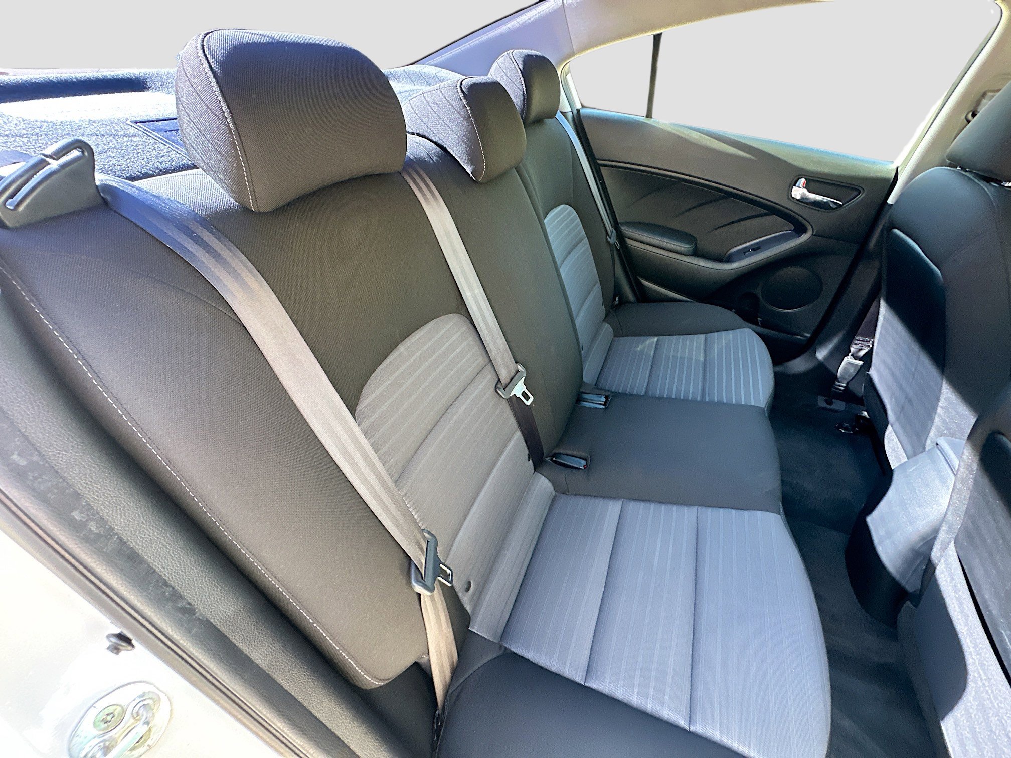 Used 2017 Kia Forte S w/ S Technology Package image 27