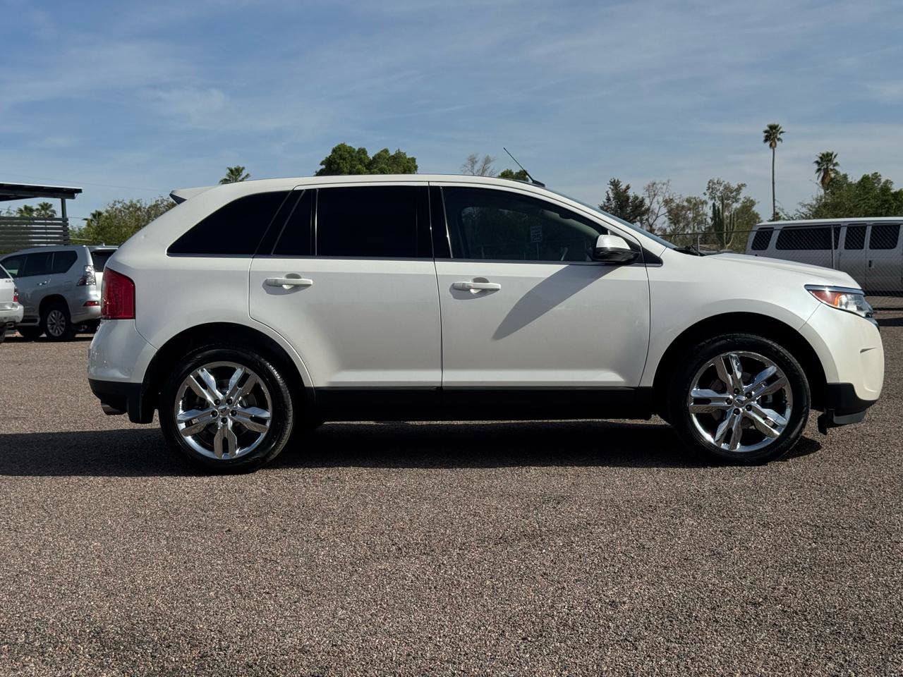 Used 2012 Ford Edge Limited FWD image 13