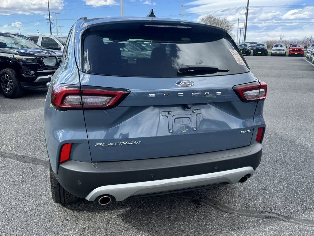 Used 2025 Ford Escape Platinum image 3