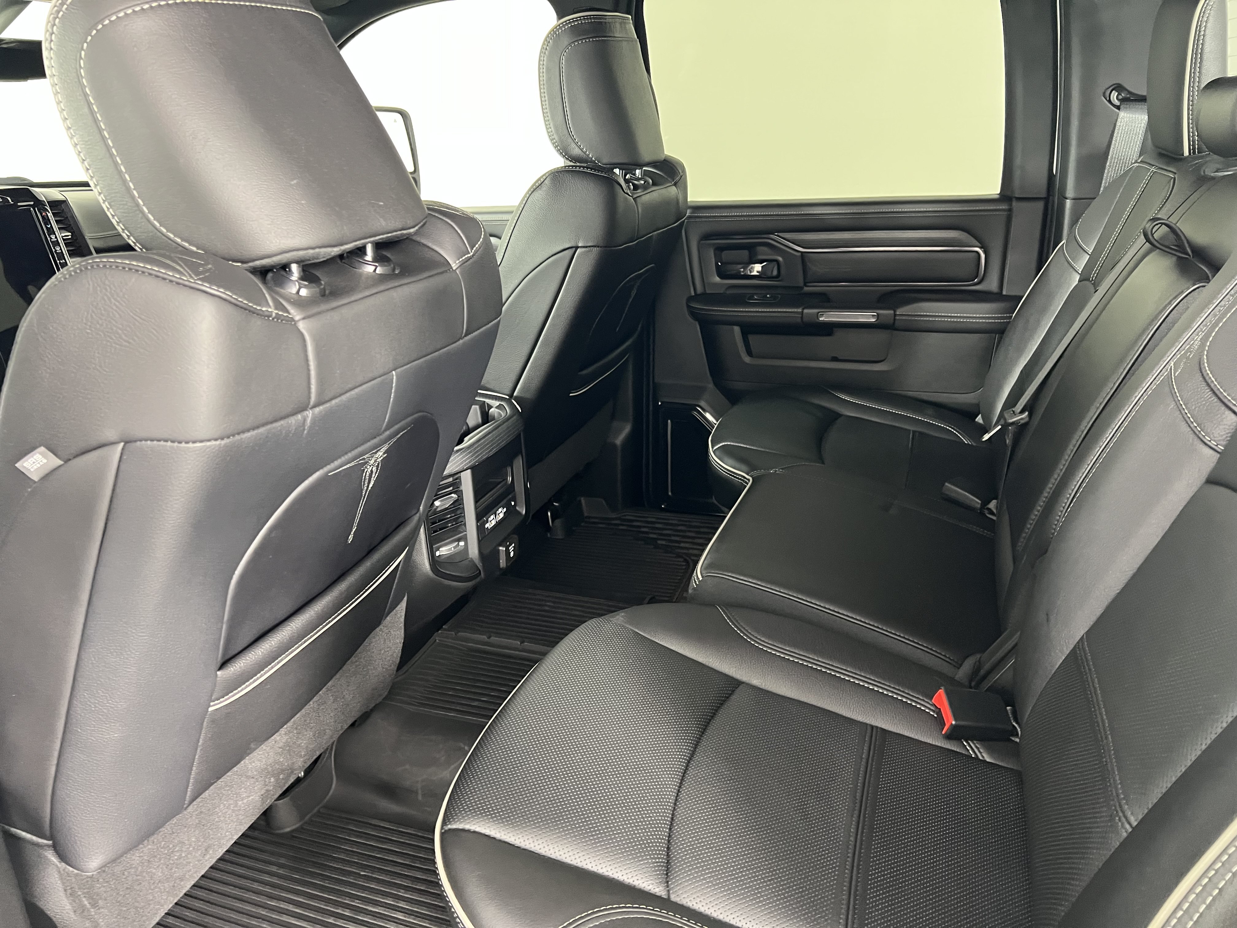 Used 2023 RAM 3500 Limited AWD/4WD image 20